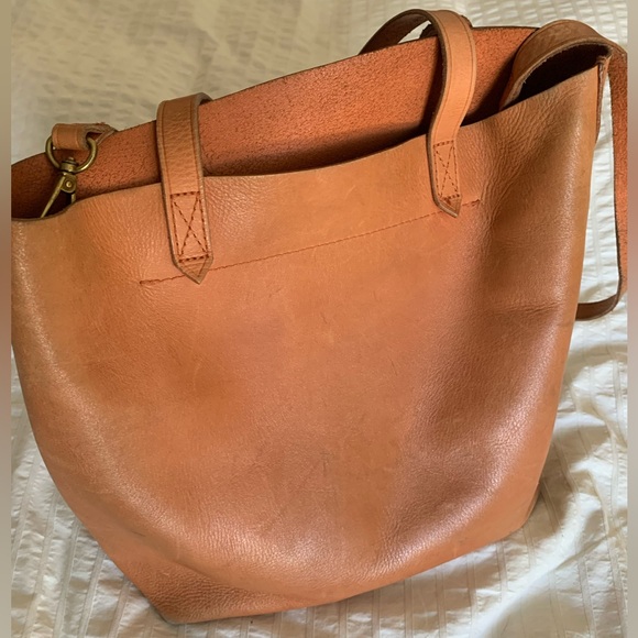 *SOLD* Madewell Medium Transport Tote - Picture 7 of 8
